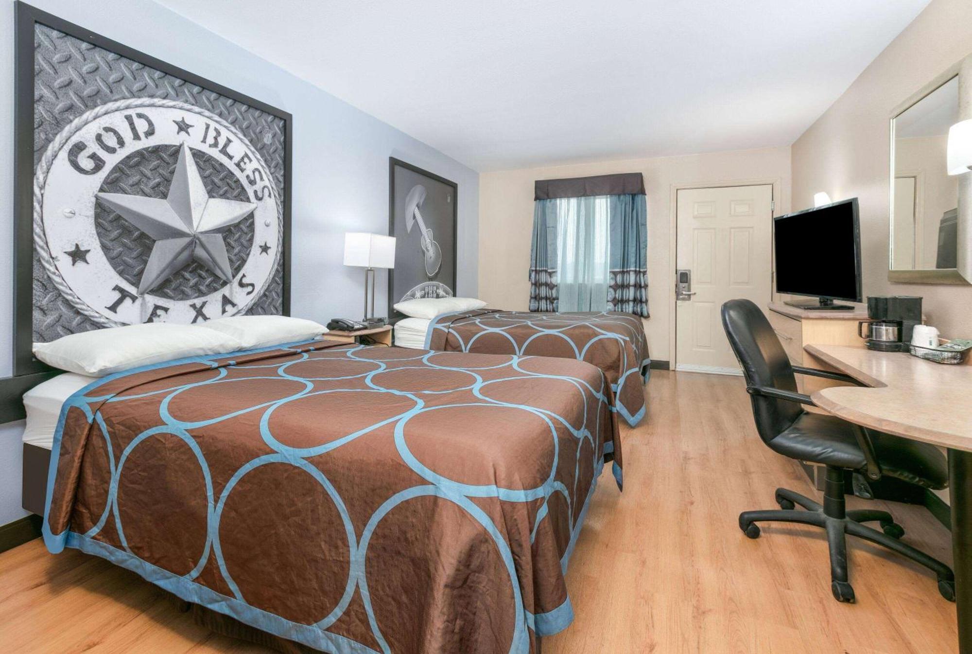 Отель Super 8 By Wyndham New Braunfels I-35 Экстерьер фото